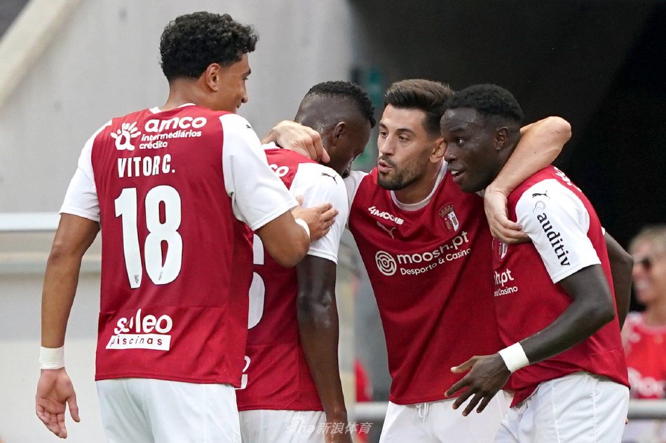 了众多精彩 了众多精彩