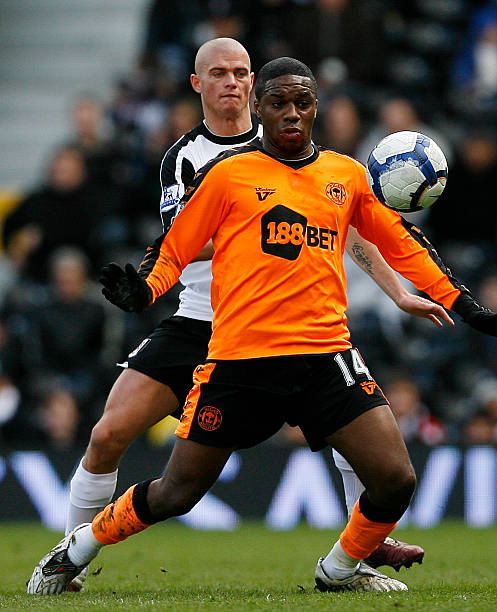 采取稳扎稳 采取稳扎稳