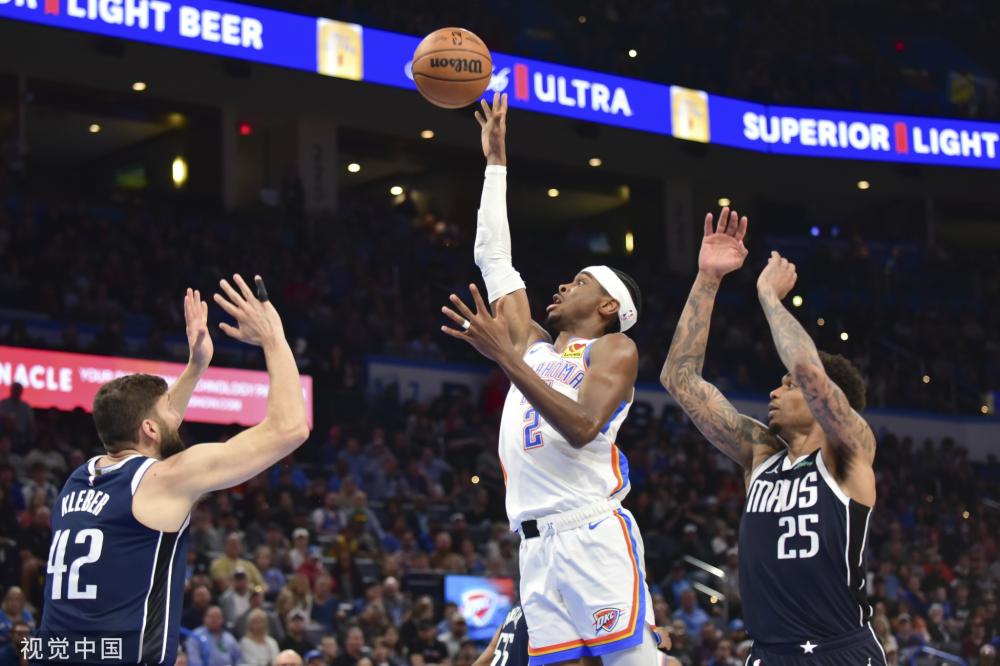 表现出色 表现出色